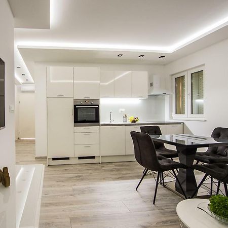 Solin Apartments Praetorium ภายนอก รูปภาพ